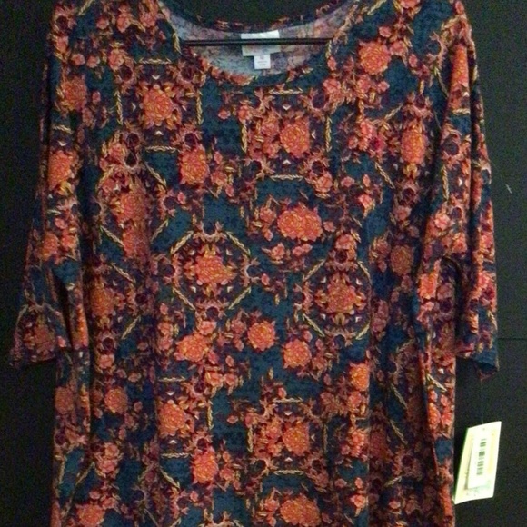 LulaRoe Size M Irma Top Tunic - Picture 3 of 3